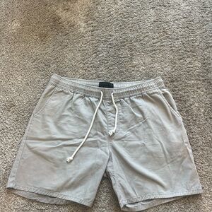 Men's Drawstring Shorts in Light Gray